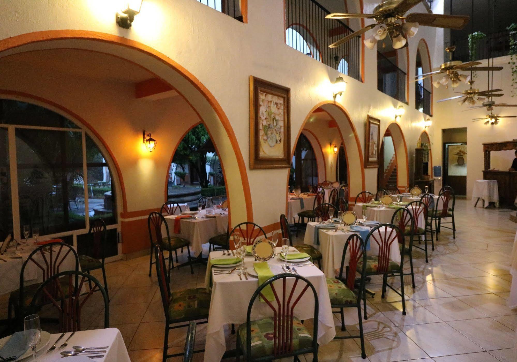 Mision Jalpan Hotel Exterior foto